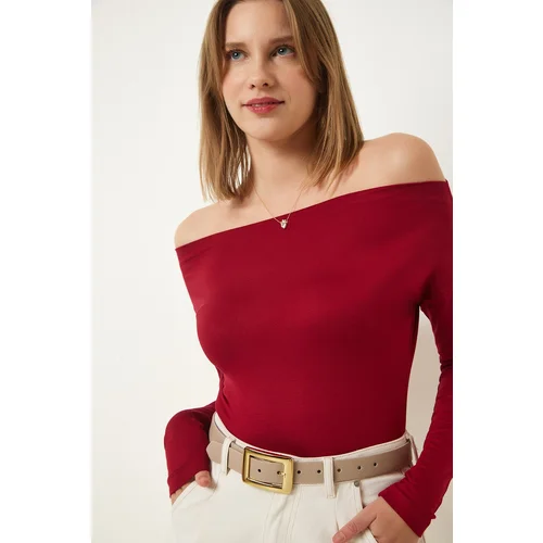  Women's Burgundy Boat Neck Knitted Blouse