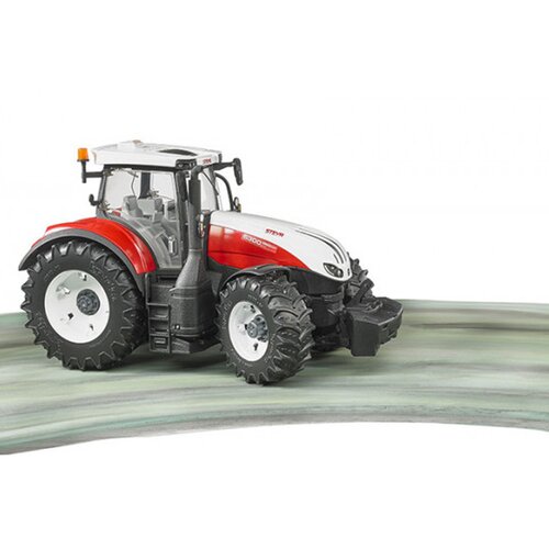 Bruder Traktor Steyr Cene