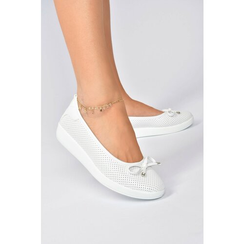 Fox Shoes Women's White Casual Shoes Slike