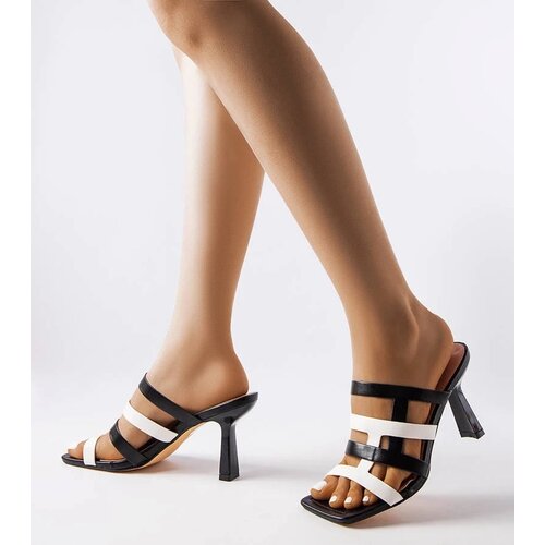 Gemre Black heeled sandals Slike