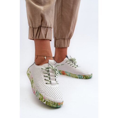 Kesi Women's lace shoes made of natural leather, white Farnalea Cene