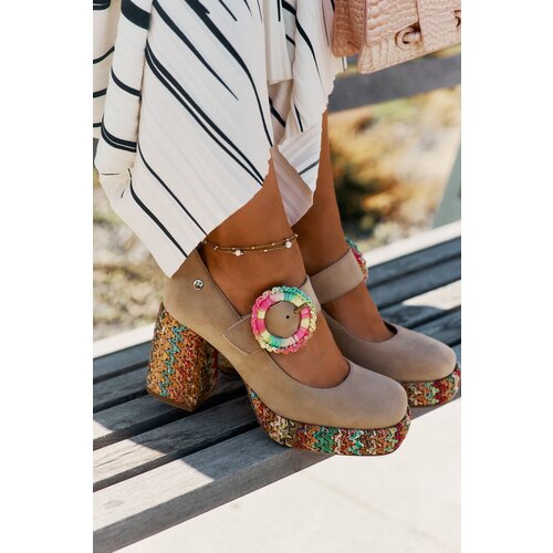 Maciejka Suede Pumps With Weaving On Heel And Platform Cene