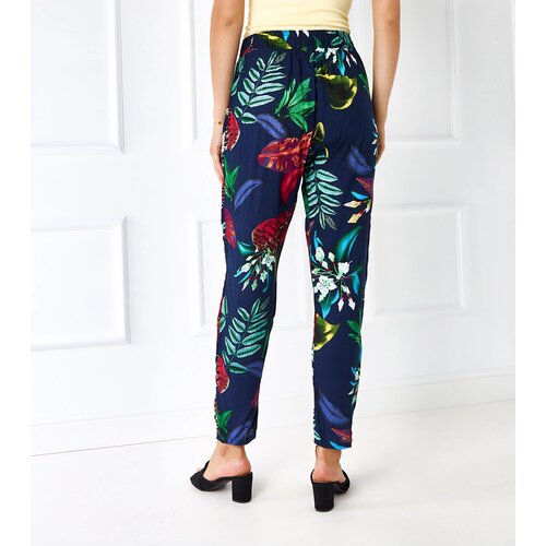 Gemre Black floral pants Bazzi Slike