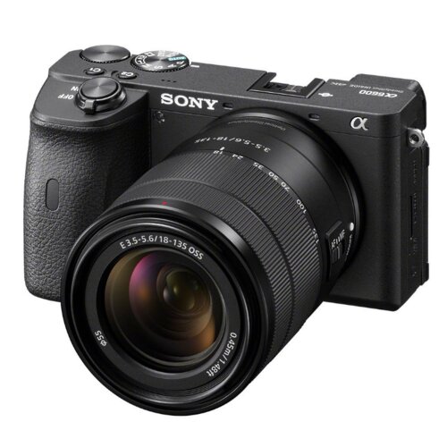 Sony Alpha A6600 + 18-135mm OSS Black digitalni fotoaparat Slike