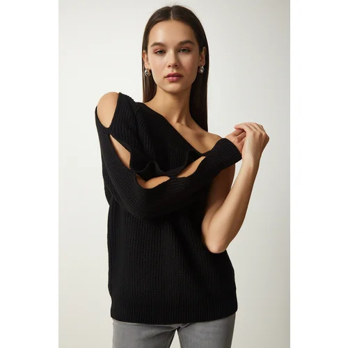  Women's Black Window Detailed Single Sleeve Knitwear Sweater