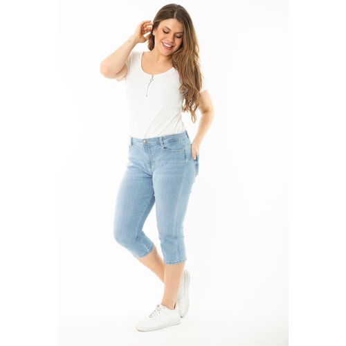 Şans Women's Plus Size Blue Lycra 5-Pocket Jeans Capri Slike