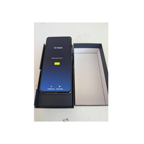 Motorola Moto g72 8/128GB Mineral White + punjač + silikon OUTLET Cene