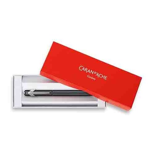 CARAN D'ACHE Naliv pero 840 Metal black Cene