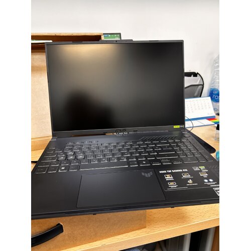 Asus TUF Gaming A16 16" Ryzen 5 7535HS 16GB/512GB SSD RTX 4050 FA607NU-RL056 Outlet Cene