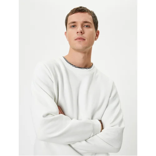 Koton Crew Neck Sweatshirt Long Sleeve Raised