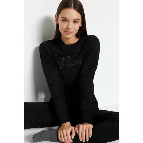 Trendyol Black Velvet Tshirt-Jogger Knitted Pajama Set