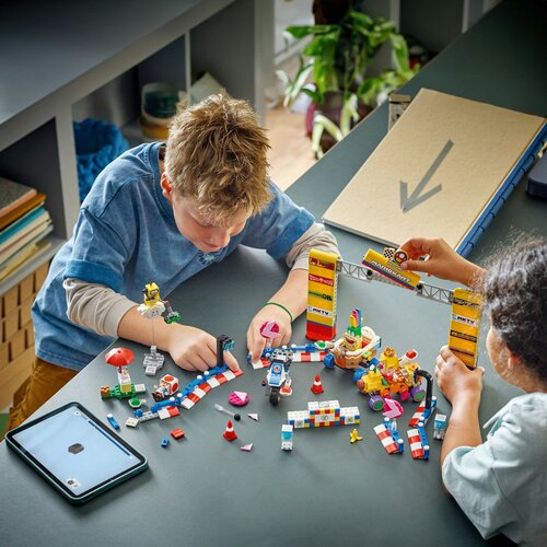 Lego Super Mario&amp;trade; - Mario Kart&amp;trade; &amp;ndash; Komplet Baby Peach i Grand Prix (72036) Slike