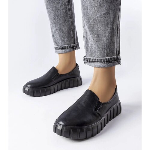 Gemre Black slip-on shoes Igreja Cene