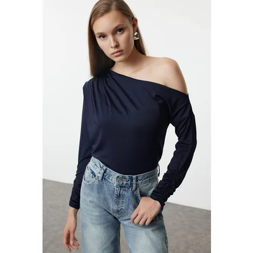 Trendyol Navy Blue Fitted/Body-Sit Draped Flexible Knitted Blouse