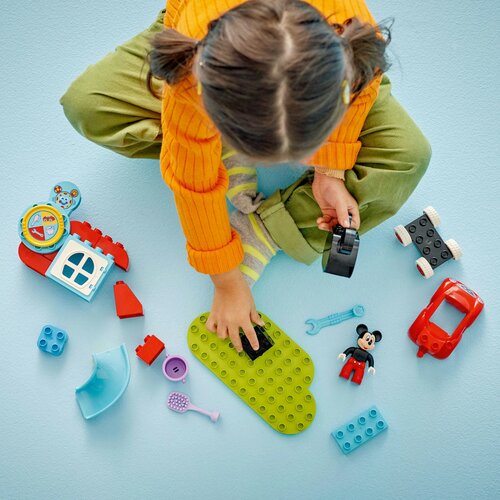 Lego LEGO&amp;reg; DUPLO&amp;reg; - Klubska hi&amp;scaron;a in avto Miki Mi&amp;scaron;ke (10454) Slike