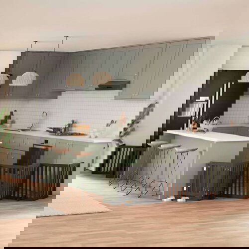 vidaXL Ograda za pse z vrati zložljiva 12 panelov črna 600 cm les Cene