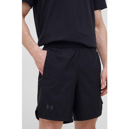 Under Armour Kratke hlače za tek Launch črna barva Slike