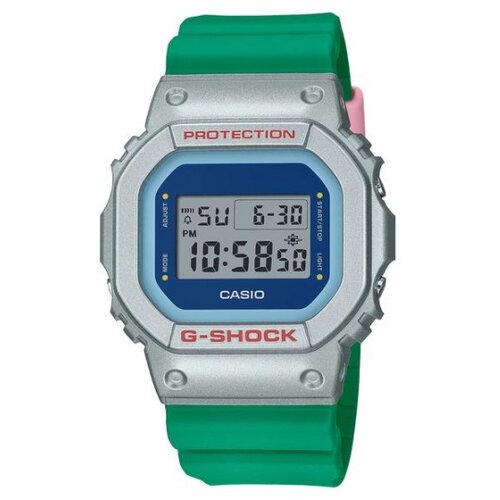 Casio g-shock muški sat ( DW-5600EU-8A3 ) Cene