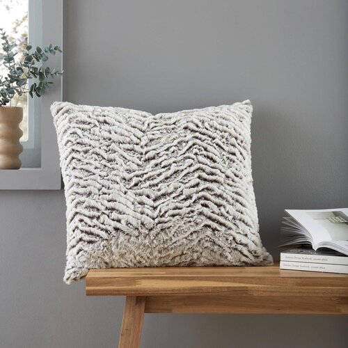Catherine Lansfield Okrasna blazina iz umetnega krzna 43x43 cm Wolf Faux Fur – Cene