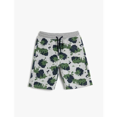 Koton The shorts have an elasticated waist, fastening, and print. With pockets. Slike