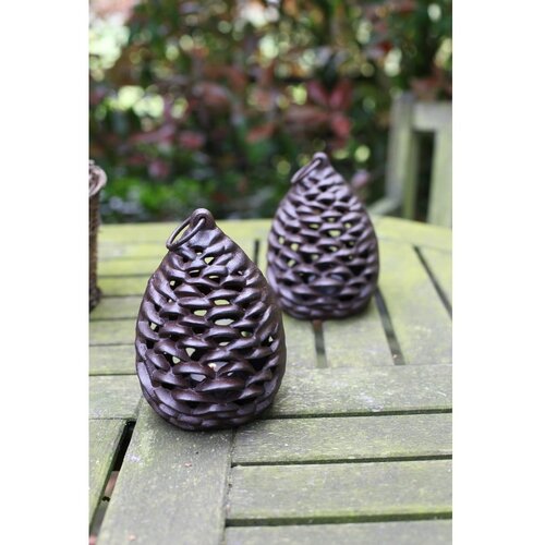 Esschert Design Kovinska lanterna (vi&amp;scaron;ina 18 cm) Pine Cone &amp;ndash; Slike