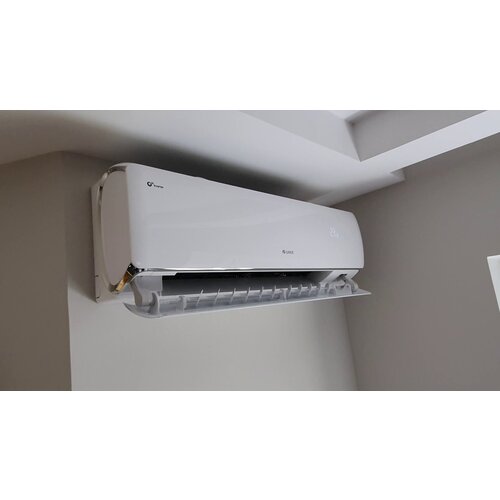 Gree Amber Nordic 2,7 kW (GWH09YD-S6DBA1A) - Slike
