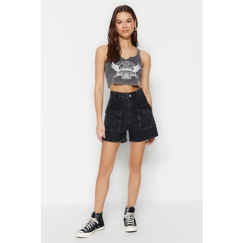 Trendyol Shorts - Black - High Waist Slike