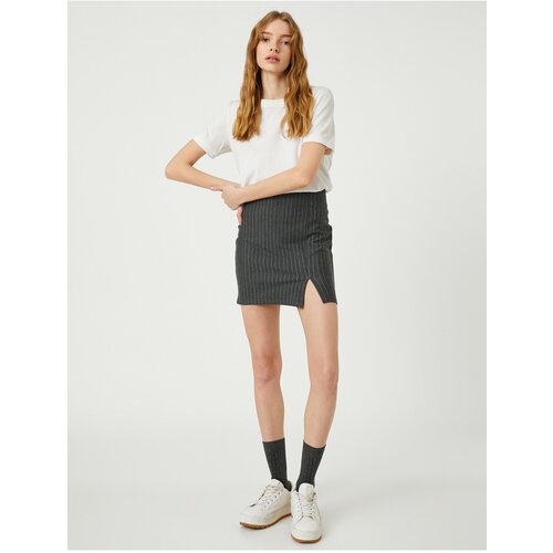 Koton Mini Skirt Slim Fit Side Slit Slike