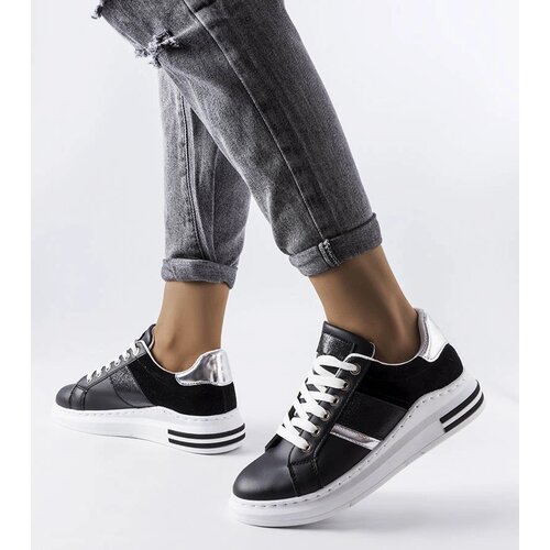 Gemre Black sneakers with Deans inserts Cene