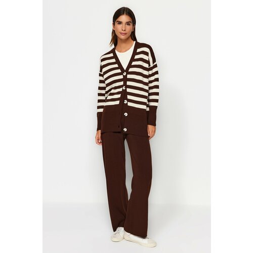 Trendyol Dark Brown Button Detailed Jacquard Striped Cardigan Trousers Knitwear Two Piece Set Slike