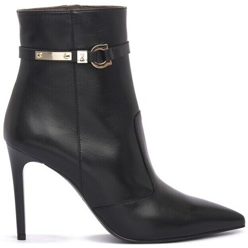 Nero Giardini Salonarji 410827100 Črna Slike