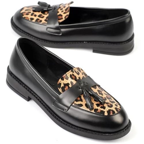 Capone Outfitters Capone Women's Round Toe, Tasseled Loafers