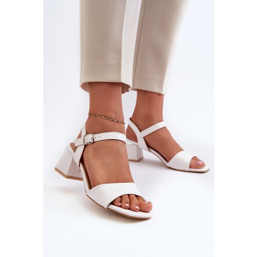 Kesi Women's eco-leather block sandals, white Leisha Cene