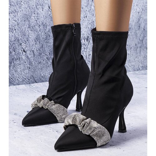 Gemre Black ankle boots adorned with rhinestones Caisse Cene