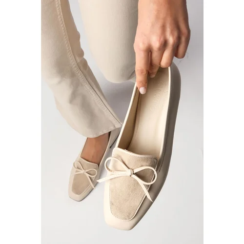 Mio Gusto Tilda Beige Color Flat Toe Short Heel Women's Shoes