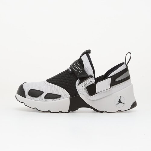 Jordan Sneakers W Trunner Lx White/ Black-Reflective Slvr EUR 38.5 Cene