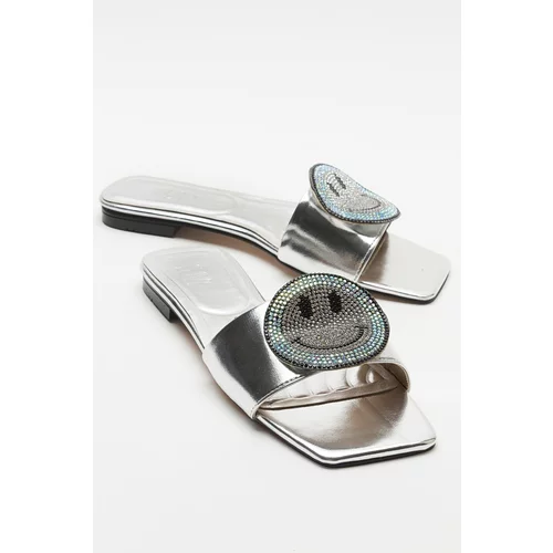LuviShoes YAVN Women's Slippers with Silver Stones