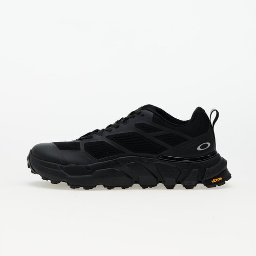 Oakley Sneakers Light Breathe All Black EUR 39.5 Cene