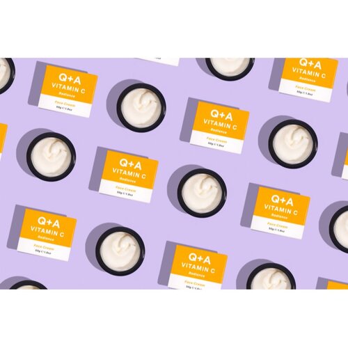 Q+A Vitamin C vlažilna in posvetlitvena krema za obraz brez dodanih di&amp;scaron;av 50 g Slike