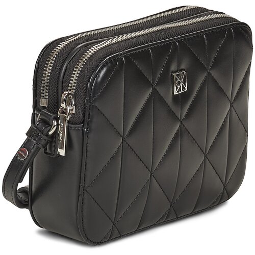 Calvin Klein Jeans Torbe za čez ramo QUILTED CAMERA BAG Črna Cene