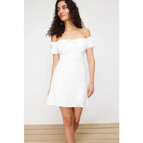 Trendyol White Plain Bodycone Crepe Mini Woven Dress