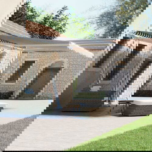 Tenda prostostoječa avtomatska 450x300 cm modra/bela Cene