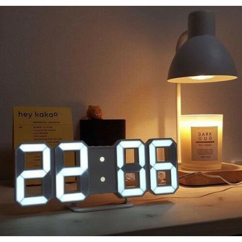 Stoni sat sa LED svetlom beli Slike
