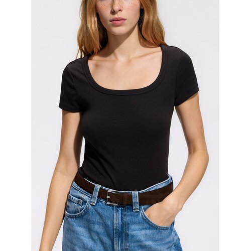 Reserved Slim fit majica kratkih rukava s mje&scaron;avinom modalnih vlakana - tamnosmeđe Cijene