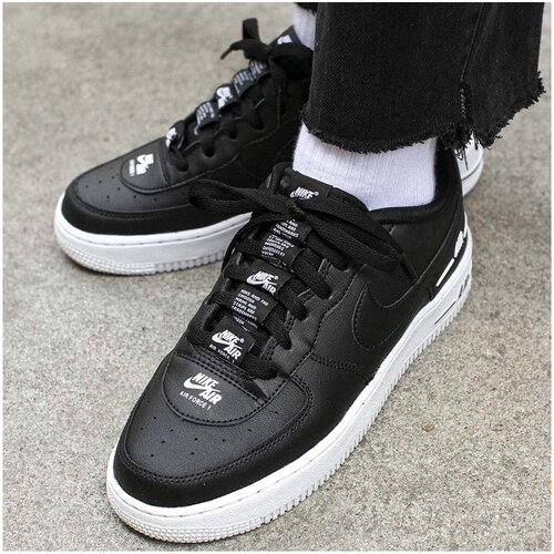 Nike Nizke superge Air Force 1 LV8 3 GS Črna Slike