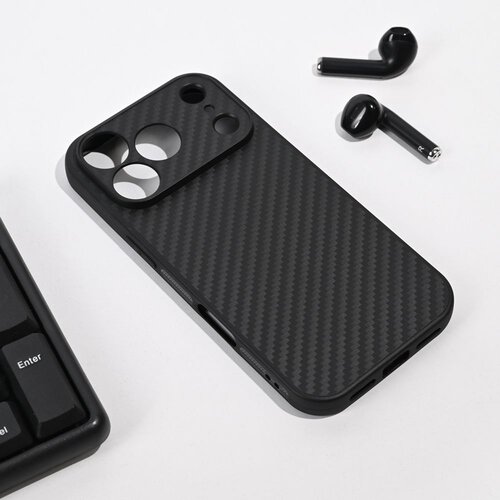 CARBON FIBER Maska za iPhone 17 Pro 6.3, Crna Slike