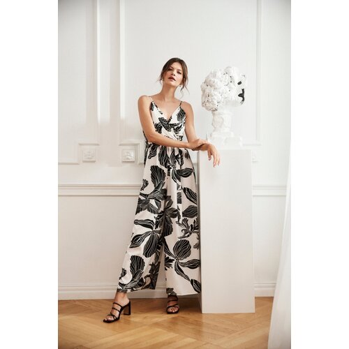 Moodo Women's Jumpsuit - Black/White Cene