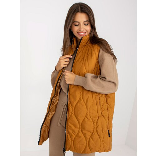 Fashion Hunters Light brown women's vest with RUE PARIS quilting Slike