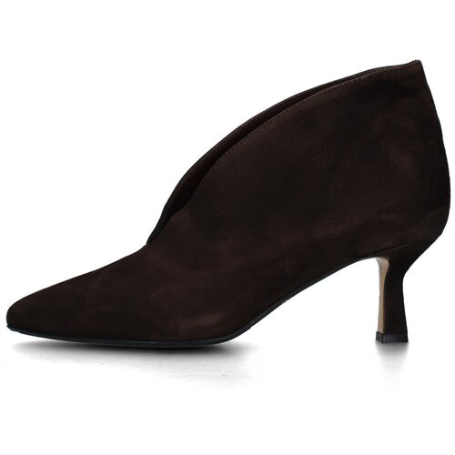 L'arianna Gležnjarji TR8006/RT Kostanjeva Cene