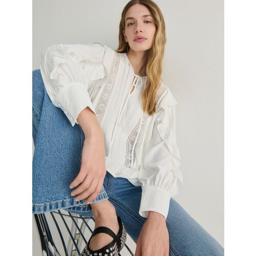 Reserved bluza z volani - ebenovina Cene